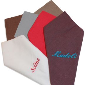 Serviette de table personnalisée prénom Serviette de table personnalisée prénom