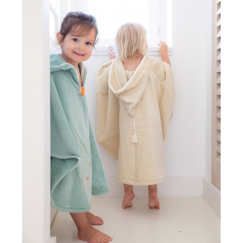 Cape de bain pingouin verte pour enfant