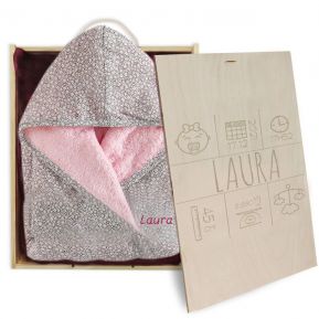 Coffret cadeau naissance peignoir personnalisé Coffret cadeau naissance peignoir personnalisé