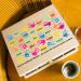 boîte de rangement pour thé petites mains d'enfants