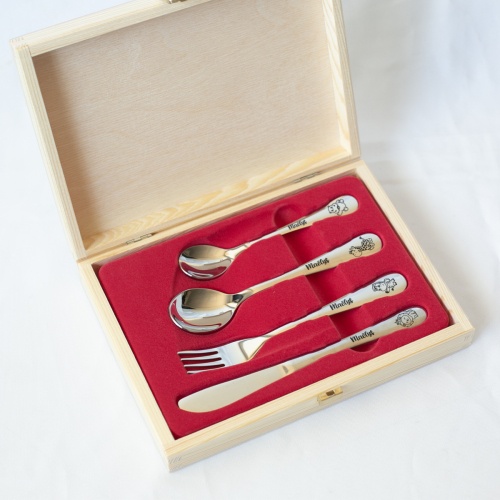 Coffret en bois de 4 couverts pour enfant