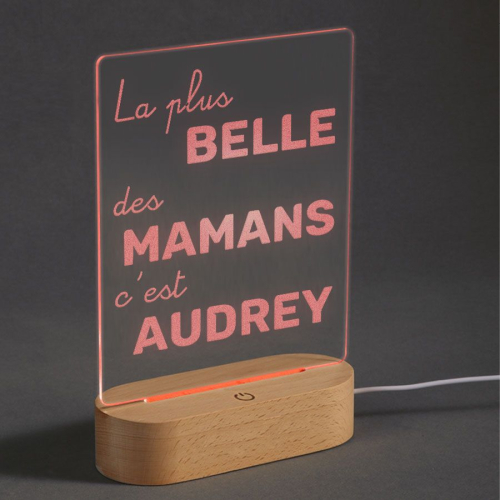 Lampe plexi gravée pour la fête des mères