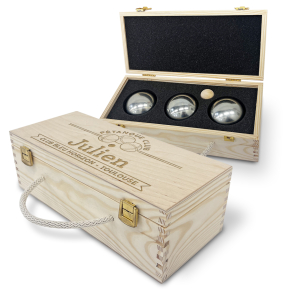 Coffret de pétanque en bois gravé  pour triplette