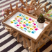 Visuel sur table de plateau imprimé mains d'enfants