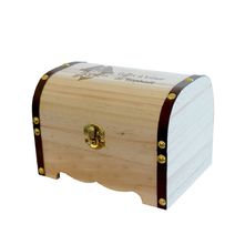 Coffre à trésor gravé