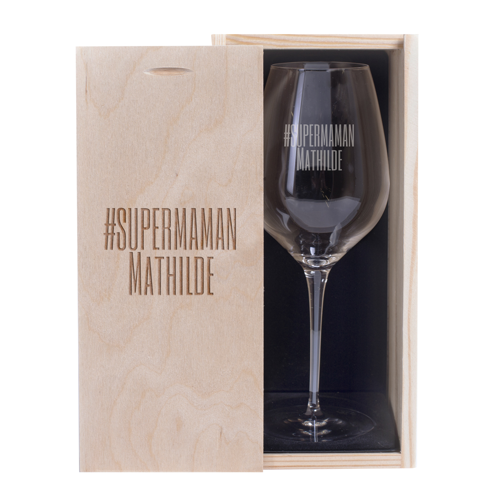 Verre à vin fête des mères personnalisé