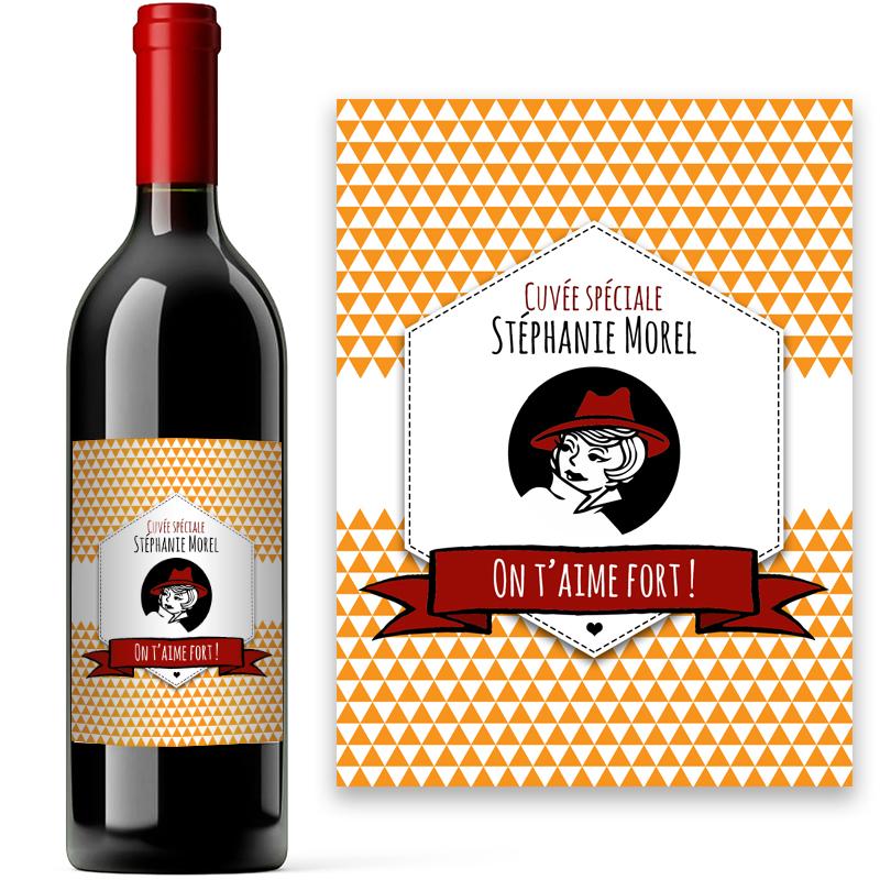 Bouteille de vin avec étiquette vintage