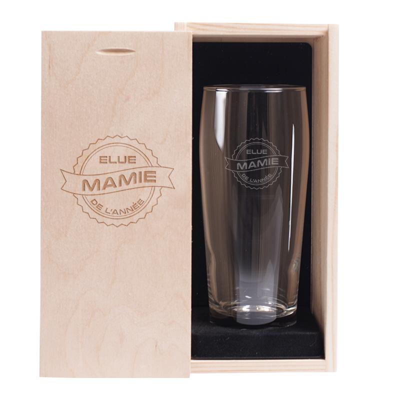 Verre à bière et son coffret Mamie de l'année