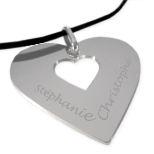 Pendentif grand coeur ajouré