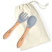Couverts bleu bébé en bois et silicone gravés prénom